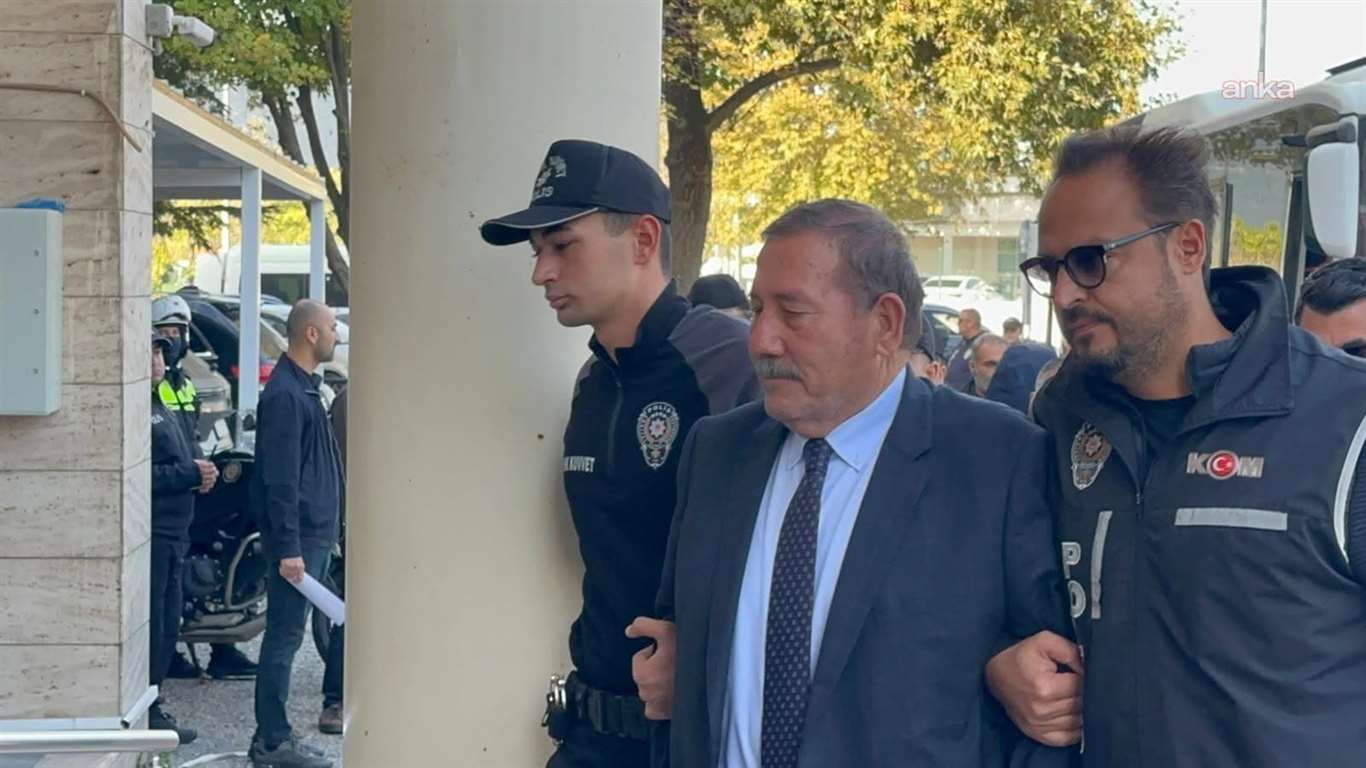 Milas Belediye Başkanı Fevzi Topuz görevden uzaklaştırıldı haberi